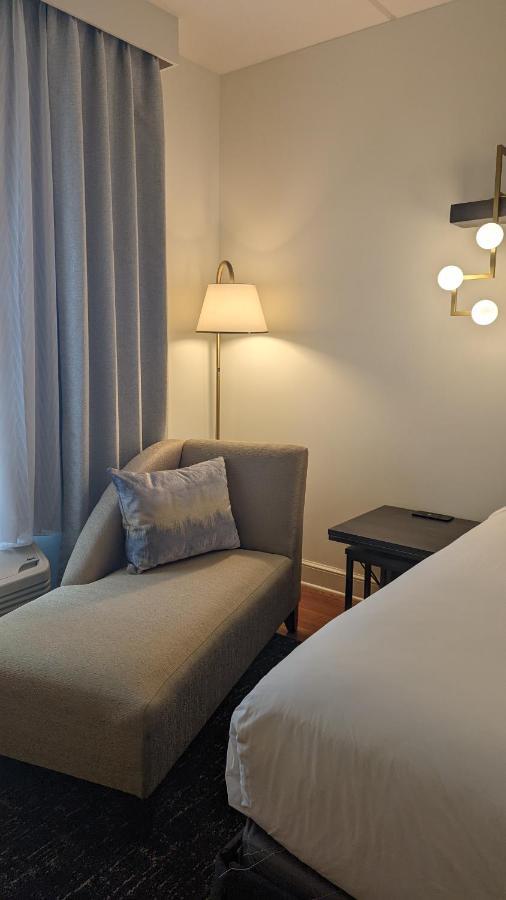 Hotel Indigo Jacksonville-Deerwood Park By Ihg Exterior foto