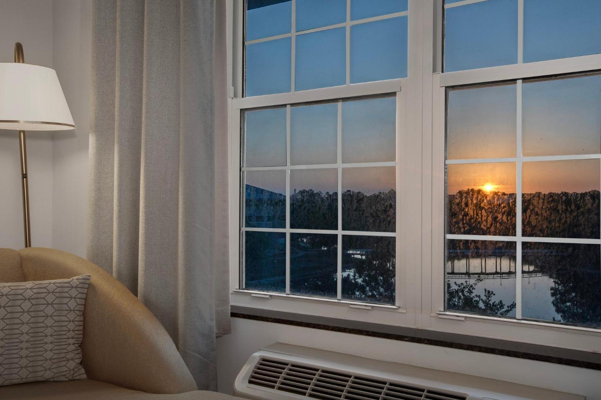 Hotel Indigo Jacksonville-Deerwood Park By Ihg Exterior foto
