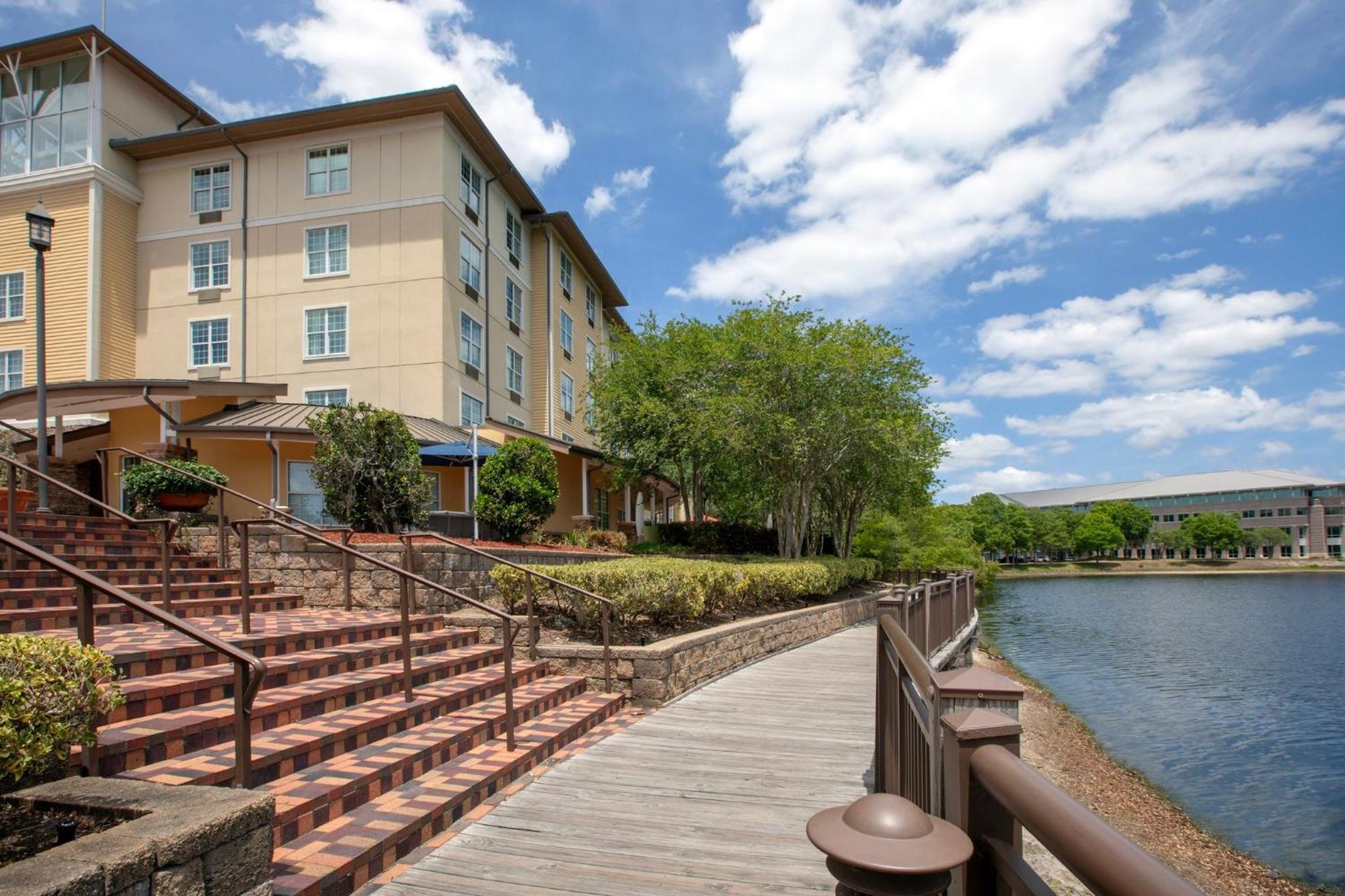 Hotel Indigo Jacksonville-Deerwood Park By Ihg Exterior foto